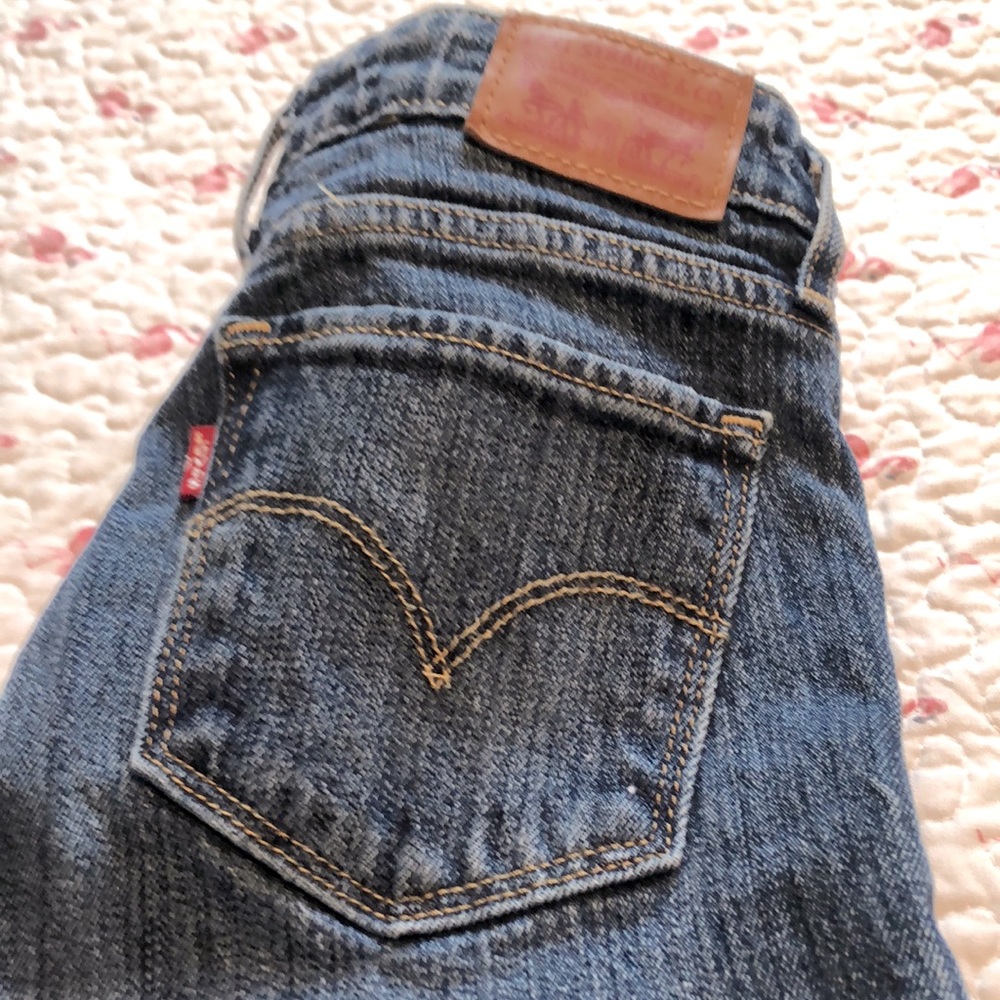 Levi jeans
